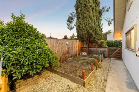Exterior - 2965 Marco Way, Carmichael, CA 95608 photo 9 of 9