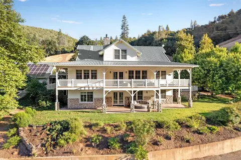 Exterior - 3000 Sheep Ranch Rd, Murphys, CA 95247 photo 2 of 20