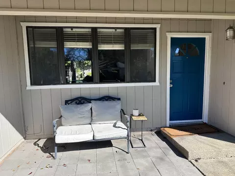 Exterior - 813 Barcelona Ave, Davis, CA 95616 photo 3 of 7