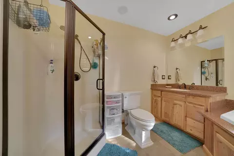 Bath - 301 Bald Mountain Rd, West Point, CA 95255 photo 3 of 4