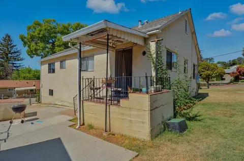 Exterior - 90 Gopher Flat Rd, Sutter Creek, CA 95685 photo 5 of 14