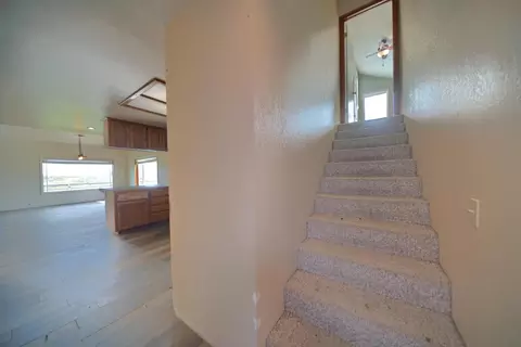Entry Way - 17164 Keyes Rd, Snelling, CA 95369 photo 3 of 5