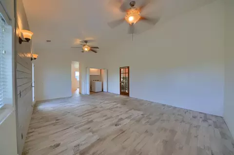 Living - 17164 Keyes Rd, Snelling, CA 95369 photo 6 of 6