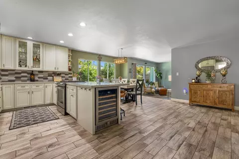 Kitchen - 3712 Corte Madera Ave, Modesto, CA 95356 photo 2 of 5