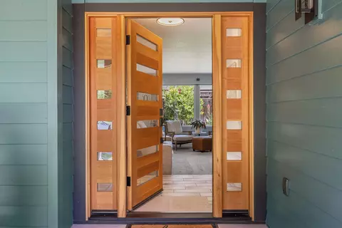 Entry Way - 3712 Corte Madera Ave, Modesto, CA 95356 photo 1 of 9