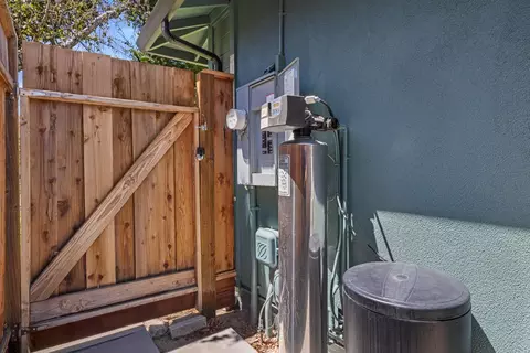 Exterior - 3712 Corte Madera Ave, Modesto, CA 95356 photo 12 of 12
