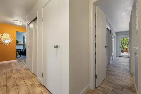 Entry Way - 3712 Corte Madera Ave, Modesto, CA 95356 photo 8 of 9