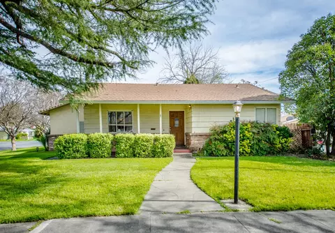 1 Locust St, Woodland, CA 95695