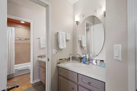 Bath - 1330 Antelope Ave #27, Davis, CA 95616 photo 2 of 3