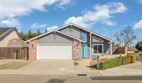 1601 Stanley Dr, Ripon, CA 95366 photo 2