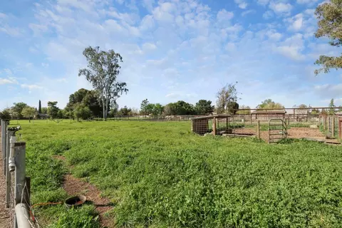 2539 E Woodson Rd, Acampo, CA 95220 photo 38