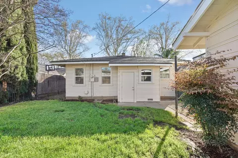 705 N School St, Lodi, CA 95240 photo 36