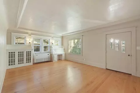 705 N School St, Lodi, CA 95240 photo 8