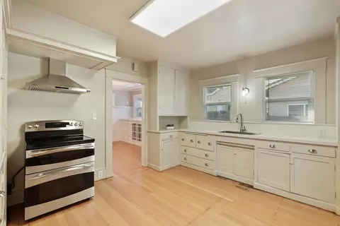 705 N School St, Lodi, CA 95240 photo 13