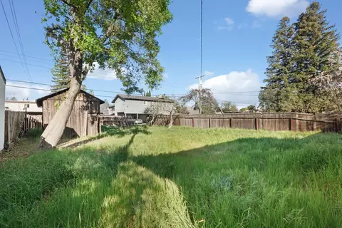 705 N School St, Lodi, CA 95240 photo 31