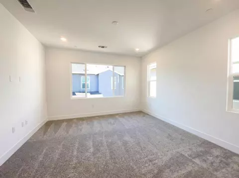 441 N Paso Robles Dr, Tracy, CA 95391 photo 4