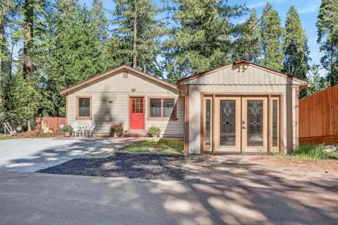 2925 Maple Ave, Pollock Pines, CA 95726