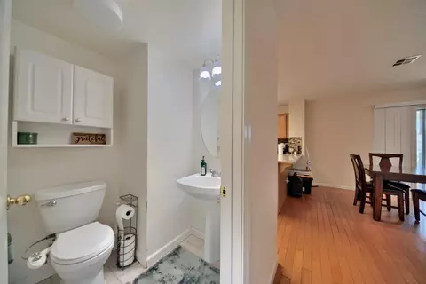 Entry Way - 433 Sanderling Dr, Patterson, CA 95363 photo 3 of 8