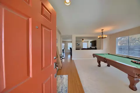 Entry Way - 433 Sanderling Dr, Patterson, CA 95363 photo 1 of 8