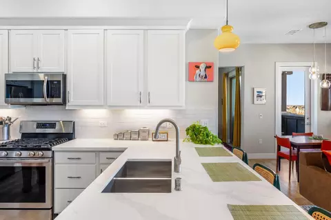Kitchen - 1661 Spring St #433, Davis, CA 95616 photo 5 of 8
