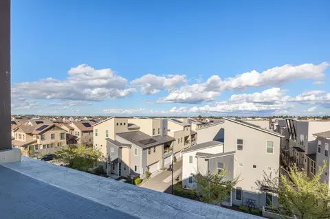 View/Area - 1661 Spring St #433, Davis, CA 95616 photo 1 of 14