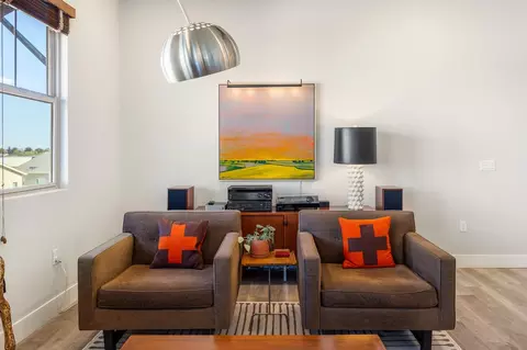 Living - 1661 Spring St #433, Davis, CA 95616 photo 3 of 5