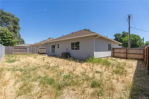 Exterior - 2981 11th St, Biggs, CA 95917 photo 5 of 6