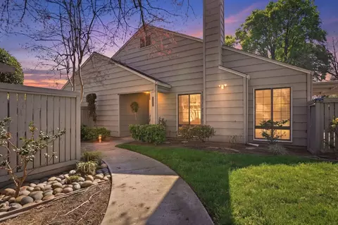 2768 Sherwood Ave #B, Modesto, CA 95350