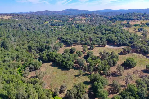 10050 Pineapple Ct, Grass Valley, CA 95949 photo 11