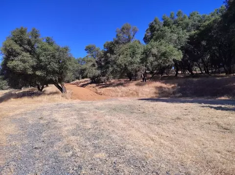 10050 Pineapple Ct, Grass Valley, CA 95949 photo 16