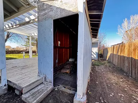 Exterior - 111 Patterson Ave, Loyalton, CA 96118 photo 6 of 11