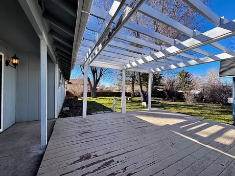 Exterior - 111 Patterson Ave, Loyalton, CA 96118 photo 2 of 11