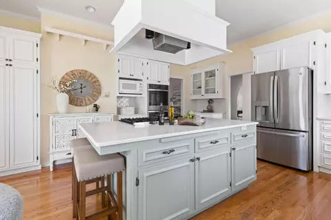 Kitchen - 16029 Butte Mountain Rd, Jackson, CA 95642 photo 5 of 7