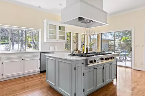 Kitchen - 16029 Butte Mountain Rd, Jackson, CA 95642 photo 2 of 7