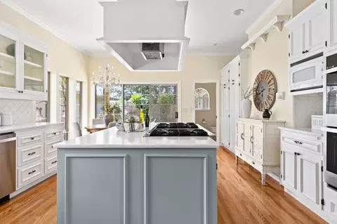 Kitchen - 16029 Butte Mountain Rd, Jackson, CA 95642 photo 1 of 7