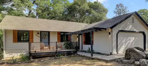 17742 Silver Pine Dr, Penn Valley, CA 95946