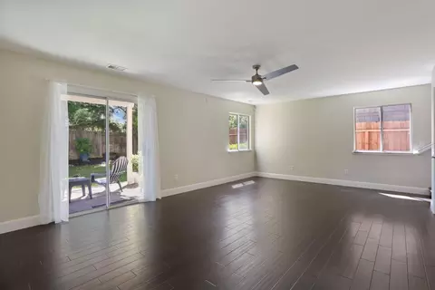 Living - 512 Mockingbird Dr, Lodi, CA 95240 photo 5 of 6
