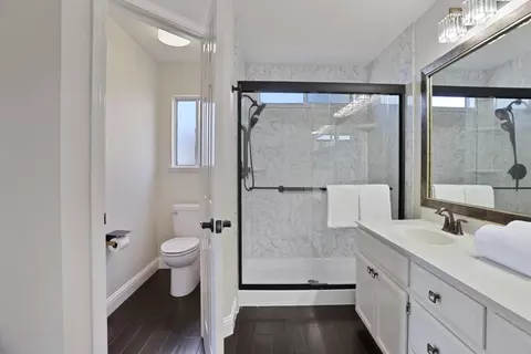 Bath - 512 Mockingbird Dr, Lodi, CA 95240 photo 3 of 4