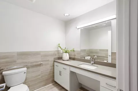 Bath - 2746 5th St, Davis, CA 95618 photo 5 of 5