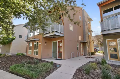 Exterior - 2746 5th St, Davis, CA 95618 photo 4 of 6