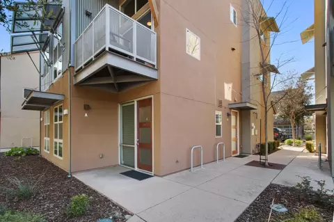 Exterior - 2746 5th St, Davis, CA 95618 photo 2 of 6