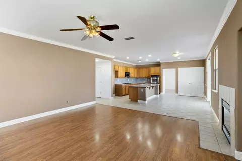 11125 Graeton Cir, Mather, CA 95655 photo 13