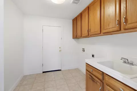 11125 Graeton Cir, Mather, CA 95655 photo 22