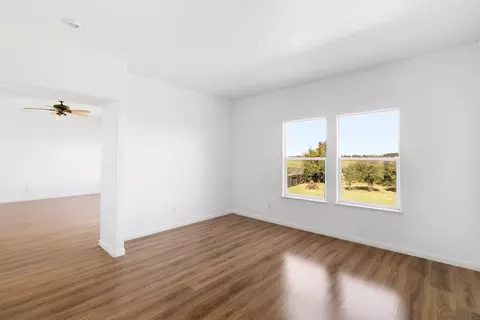 11125 Graeton Cir, Mather, CA 95655 photo 35