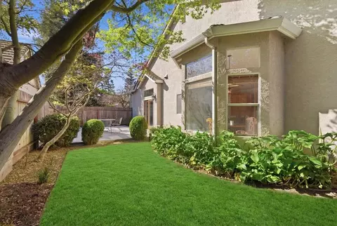 Exterior - 1903 Alex Way, Turlock, CA 95382 photo 11 of 12