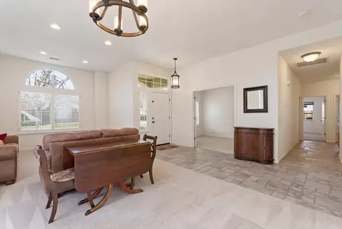 Entry Way - 1903 Alex Way, Turlock, CA 95382 photo 2 of 5