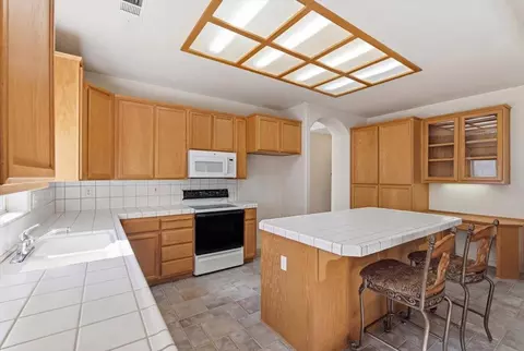 Kitchen - 1903 Alex Way, Turlock, CA 95382 photo 1 of 5