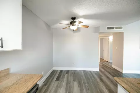 Dining - 1313 Floyd Ave #122, Modesto, CA 95355 photo 3 of 3