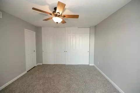 Bedroom - 1313 Floyd Ave #122, Modesto, CA 95355 photo 2 of 5