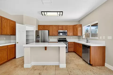 Kitchen - 1619 7th St, Hughson, CA 95326 photo 2 of 5